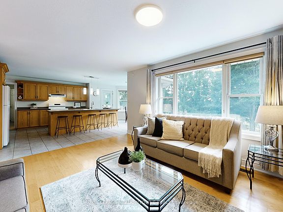 5th image of 4958 Wellington Rd #125