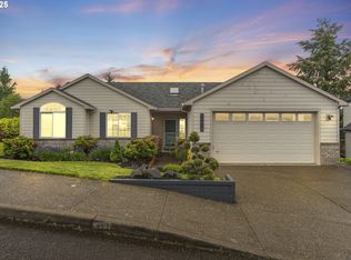 16418 SE High Meadow Loop, Portland, OR 97236