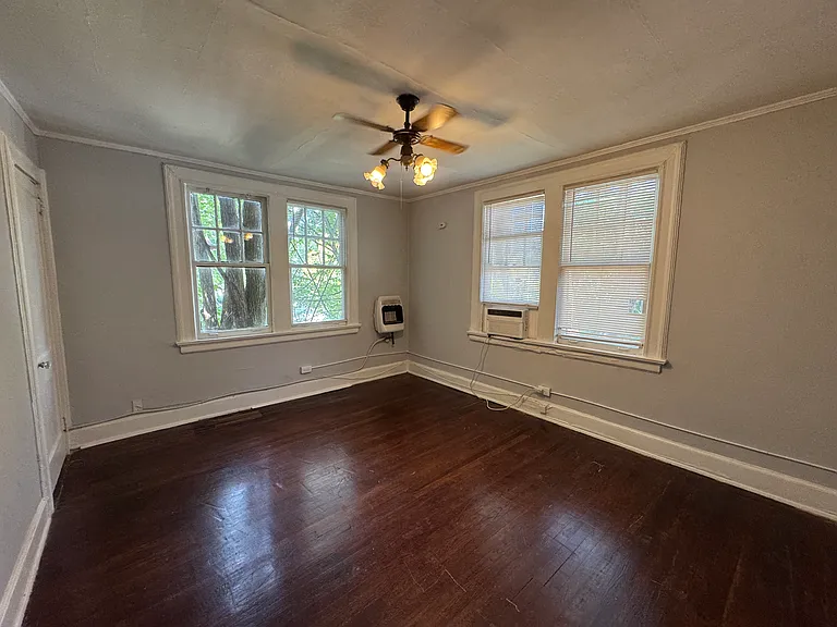 1043 Saint Charles Ave NE #9 — Photo 3