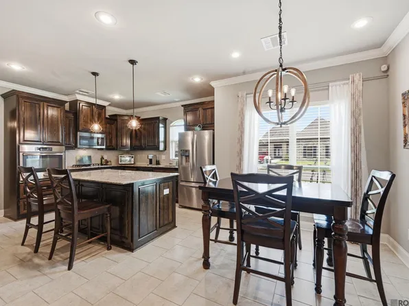 33964 Kingfisher St, Denham Springs, LA 70706