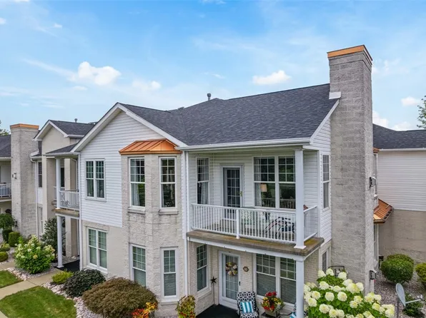 226 Adams Pointe Blvd Unit 1, Mars, PA 16046