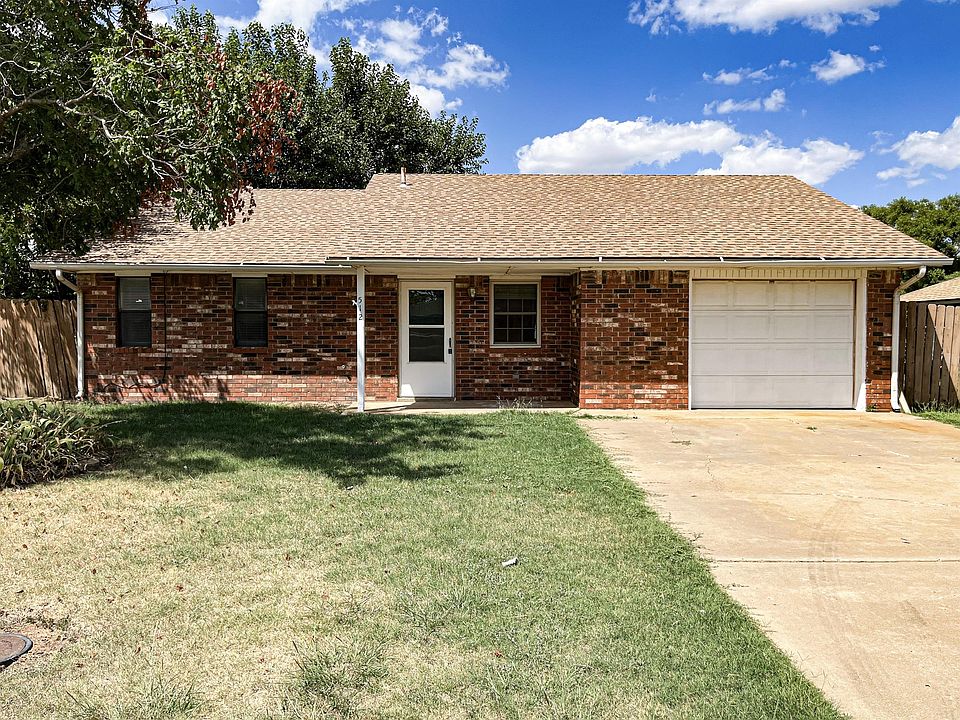 1st image of 512 Brady Dr