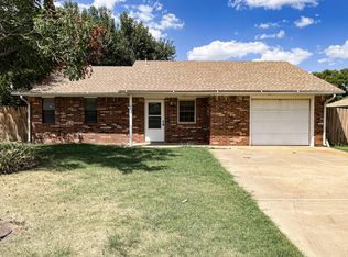 512 Brady Dr, Lahoma, OK 73754