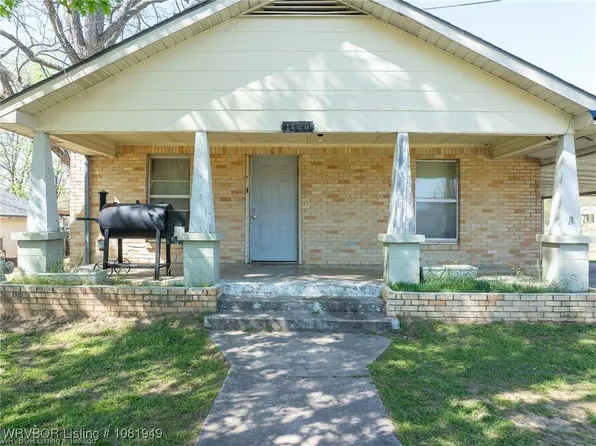1120 2nd St, Charleston, AR 72933