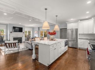 150 Dedham St, Dover, MA 02030