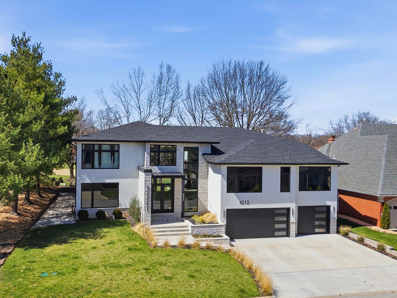 4212 Greenbriar Drive