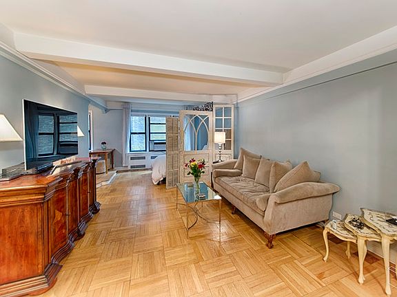 2nd image of 296 Lexington Ave #5A