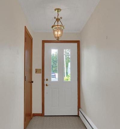 4th image of 221 N 3rd St