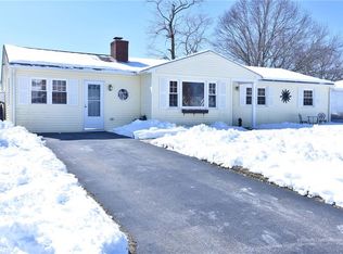 87 Duncan Rd, Warwick, RI 02886