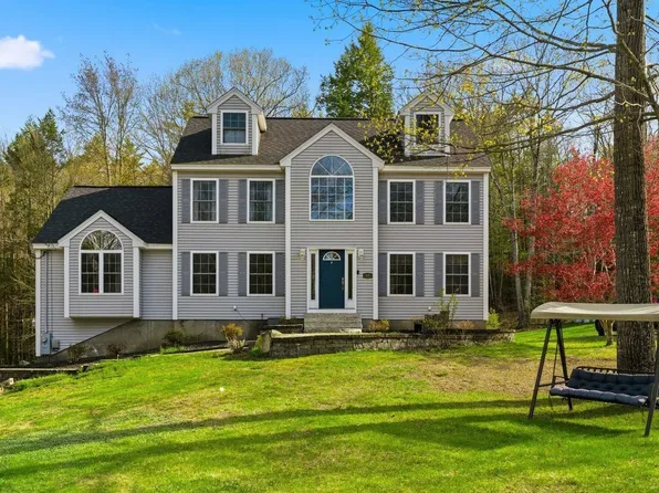 57 Compromise Lane, Sandown, NH 03873