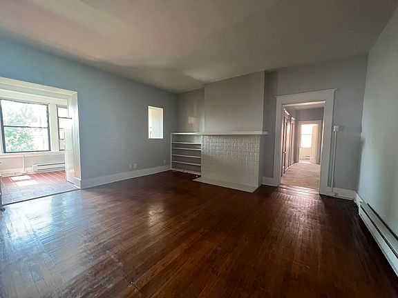 3rd image of 5721 Stanton Ave APT 9