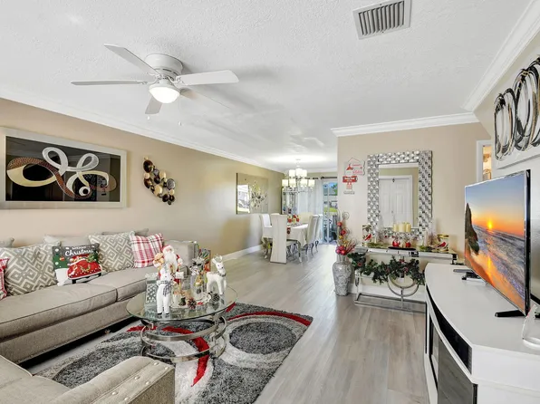 3003 Poolside Drive, Greenacres, FL 33463