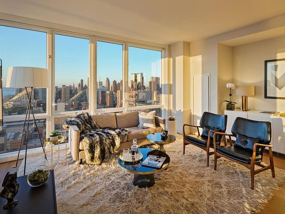 1st image of 605 W 42nd St APT 38U