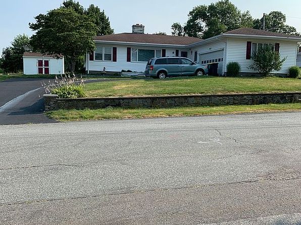 156 Eastview Ave