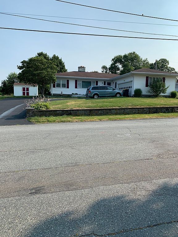 156 Eastview Ave - Property Image