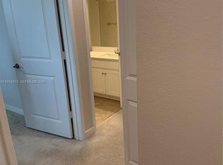 585 NW 11th Ave, Homestead, FL 33034