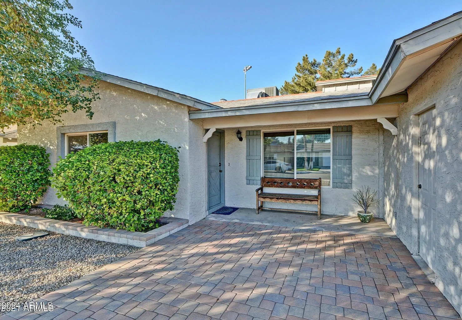 3 bed, 1552 sqft, $3,300 — Photo 4