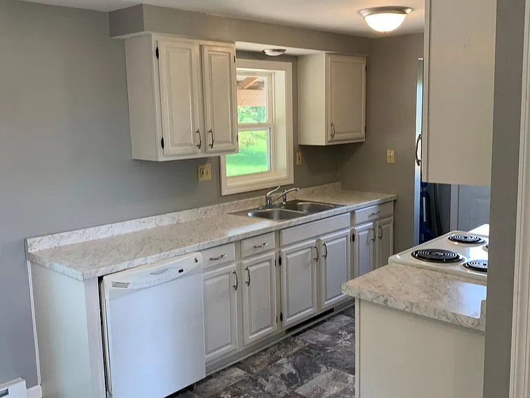 427 Ridge Rd — Photo 9