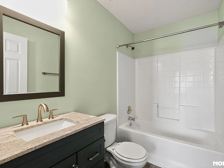 38 Princeton Glen Ct — Photo 23