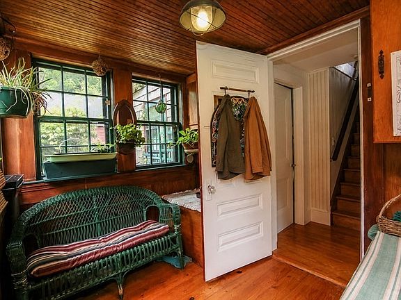 2nd image of 79 Dennison St