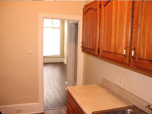 5th image of 700 N Tatnall St #1