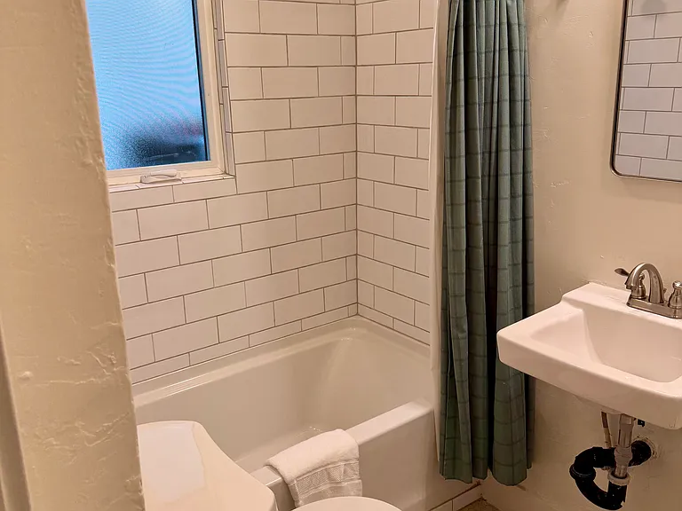 2522 G St #2522 — Photo 12