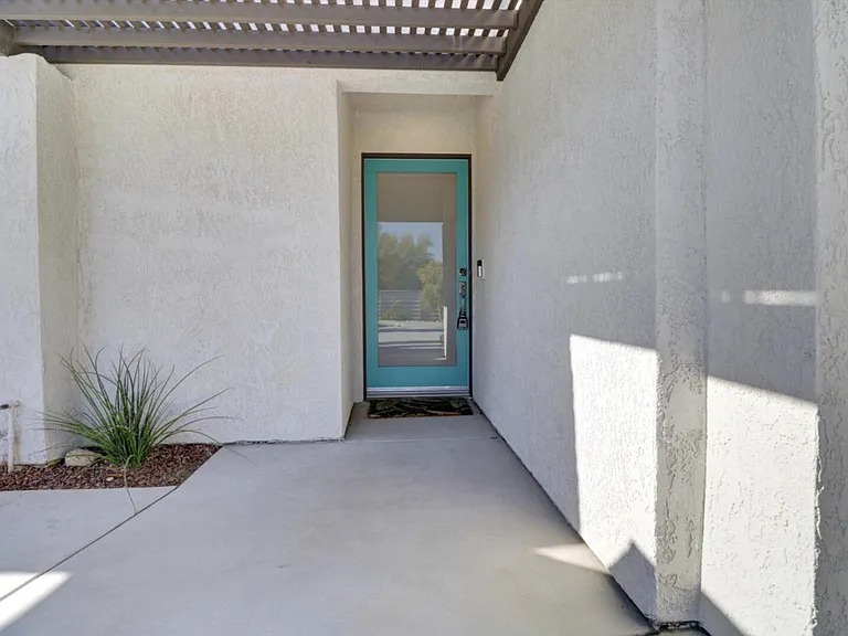E Wayne Rd — Photo 11