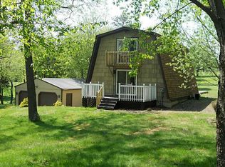 1027 Government Rd, Irwin, PA 15642