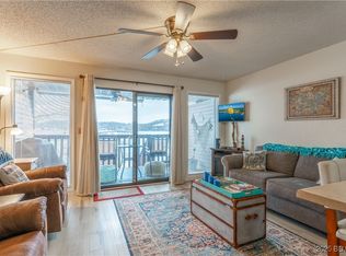 6620 Weston Point Dr APT E4, Osage Beach, MO 65065