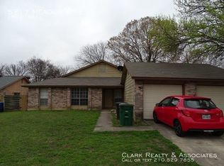 5217 Meadow Rise St, San Antonio, TX 78250