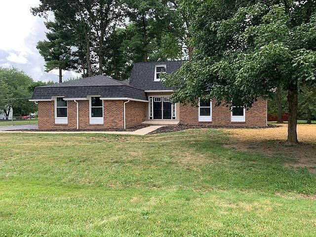 1st image of 215 Old Trail Dr