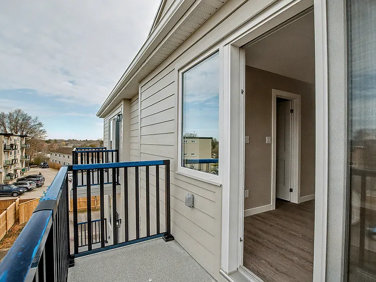 172 Kehl St #1 — Photo 20