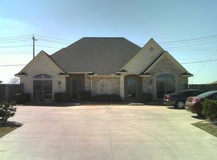 3820 Oldenburg Ln, College Station, TX 77845