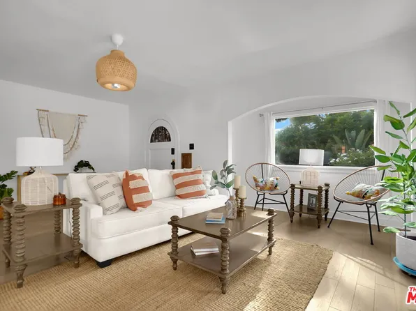 632 N Mariposa Ave, Los Angeles, CA 90004