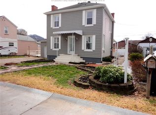 8 Reeves Dr, Nitro, WV 25143