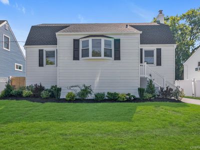 43 Westside Avenue, Freeport, NY, 11520