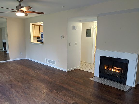 2nd image of 275 Briarcrest Dr Unit 195