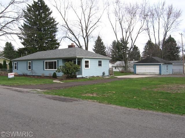 1st image of 152 Milton Ave