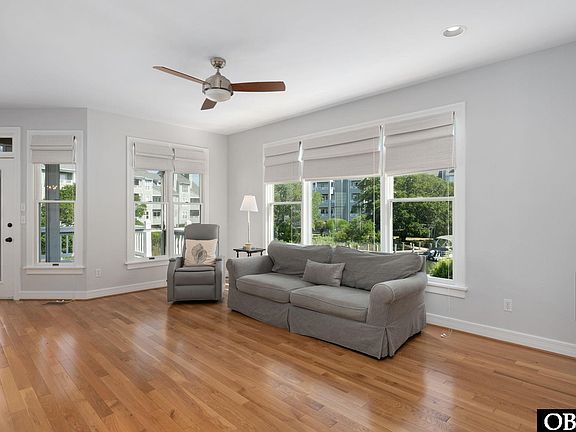 3rd image of 11 Sailfish Dr #11