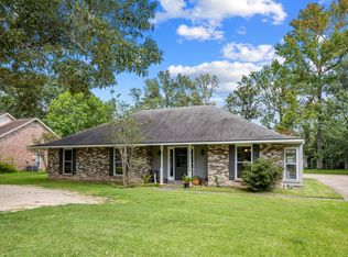 6144 N Bristle Cone Ct, Greenwell Springs, LA 70739