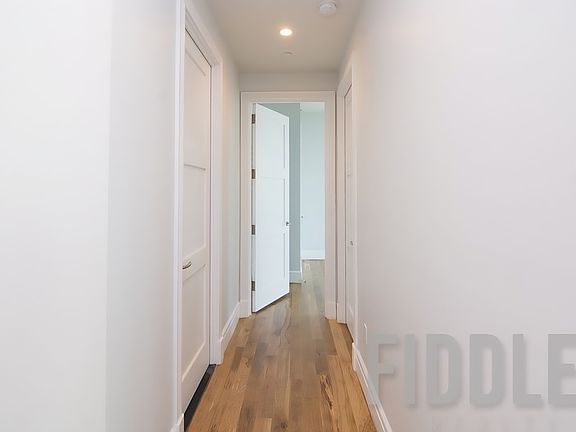 4th image of 44-41 Purves St #1701
