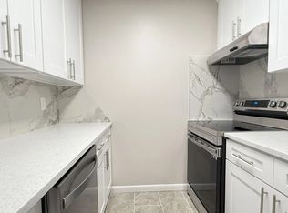 210 Ravens Crest Dr, Plainsboro, NJ 08536