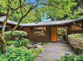 8509 NE 27th Pl, Clyde Hill, WA