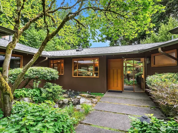 8509 NE 27th Place, Clyde Hill, WA 98004