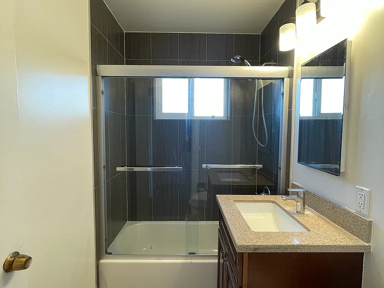 986 Haven Ave — Photo 8