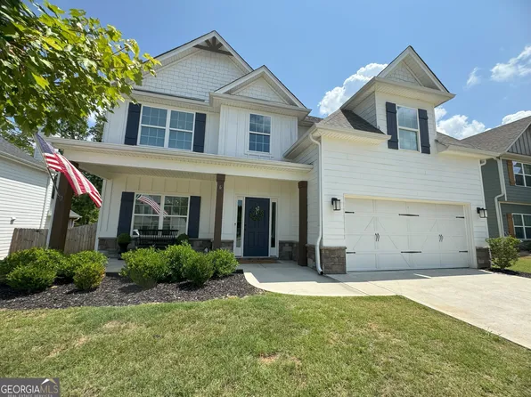 6 Saint Georges Pl, Sharpsburg, GA 30277