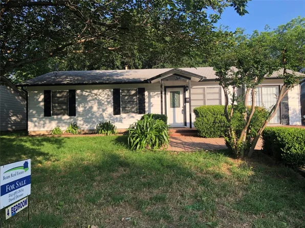 907 Collin Dr, Euless, TX 76039