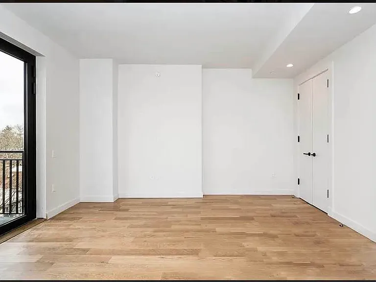 1802 Ocean Ave #3F — Photo 1