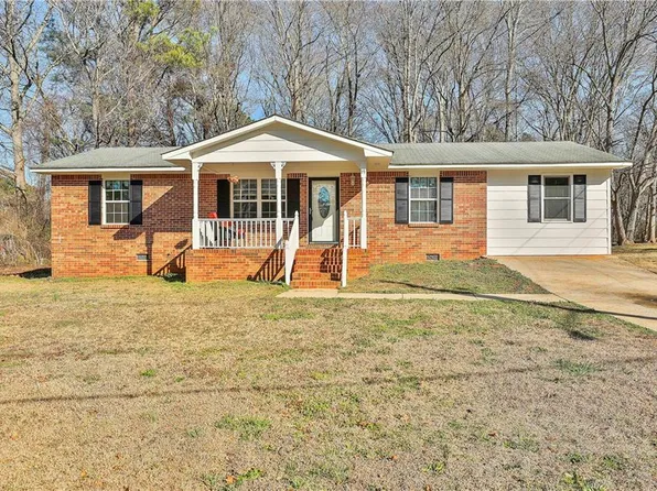 19 Janet Rd, Griffin, GA 30224