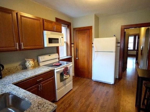 5th image of 1215 Wilmington Ave #A